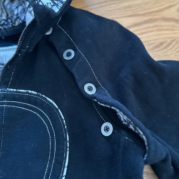 Lululemon Special Edition Scuba Hoodie (Detachable Sleeves) - Picture 10 of 16